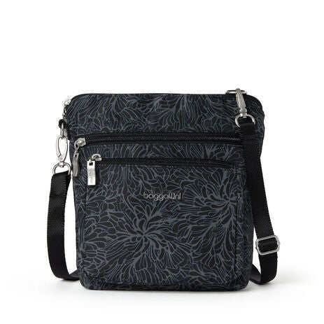 Baggallini Modern Pocket Crossbody Bag
