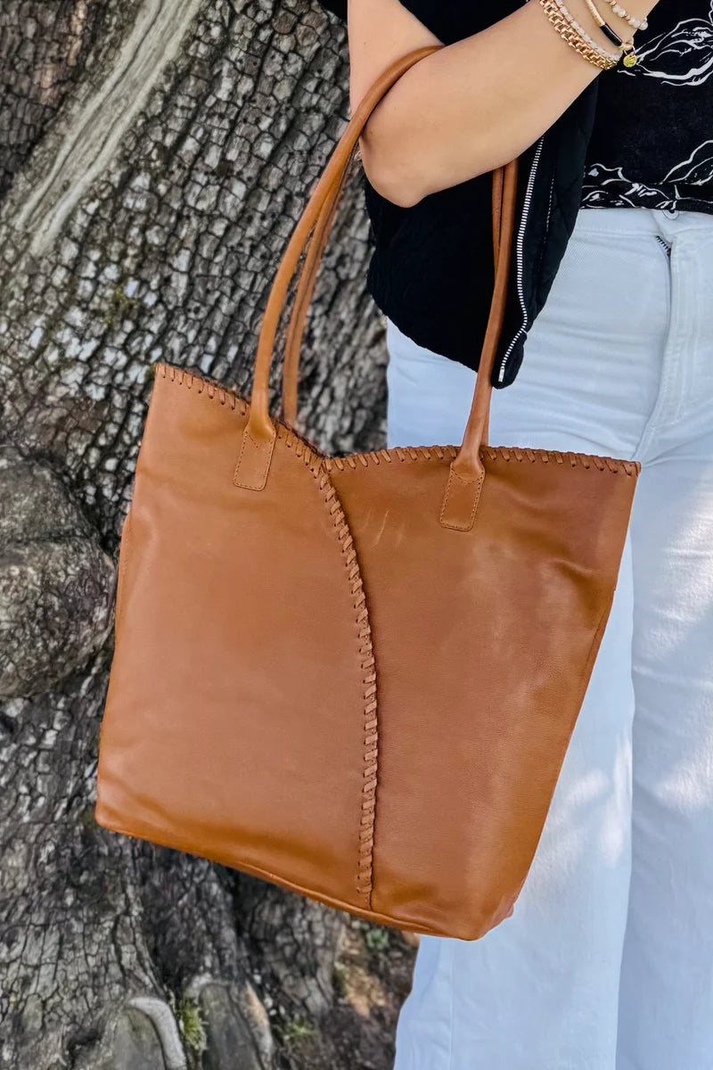 Milo "Bellssima" #053 Leather Bag