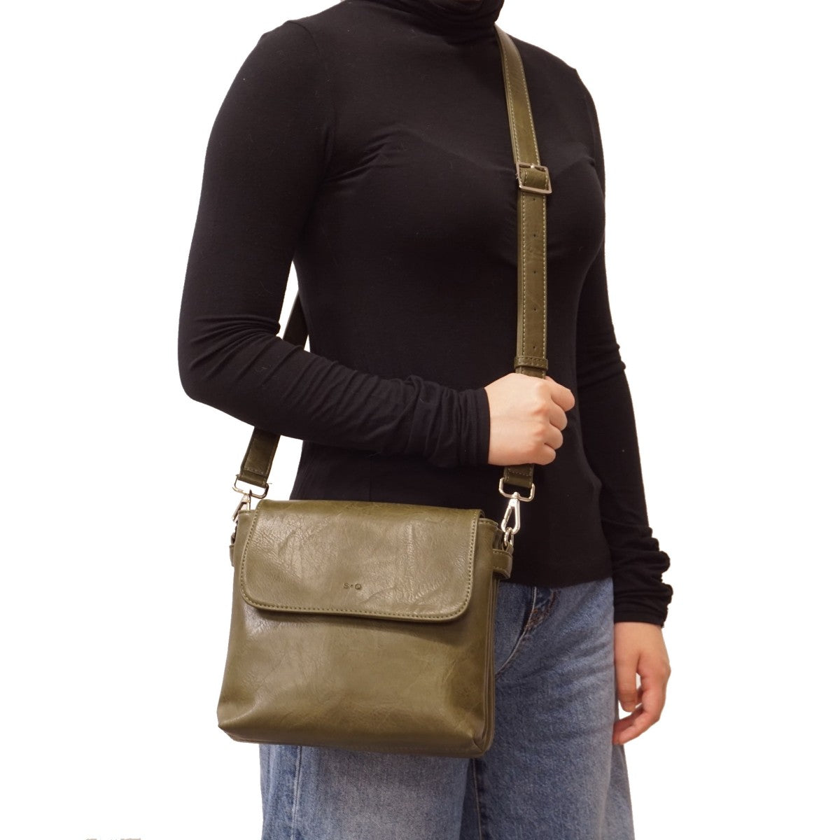 S-Q Vegan Aura Crossbody Bag