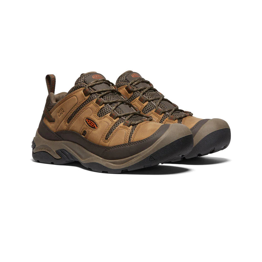 Men's hiking shoes hot sale wide width