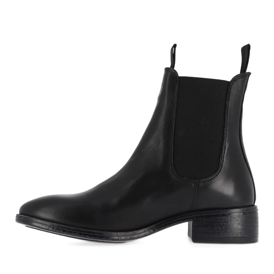 EOS Slip-On Leather Boot - Celina