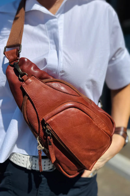 Milo "Serena" Crossbody Leather Bag