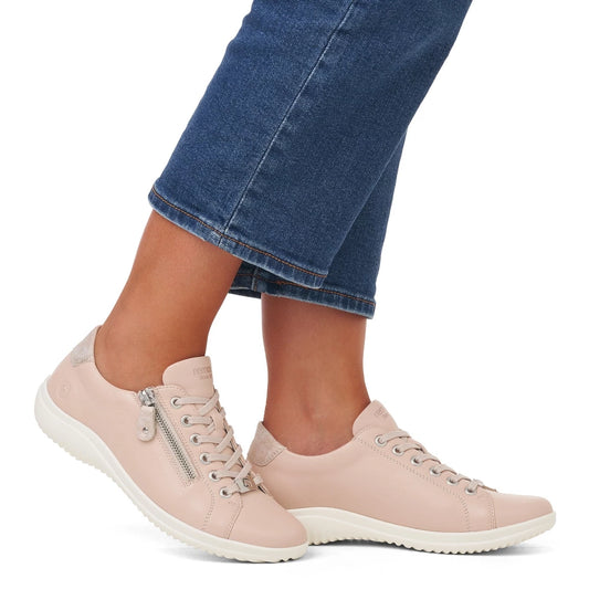 Remonte Women's Walking Shoe