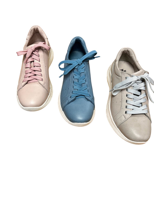 Women's Volks Walkers Leather Casual Shoes